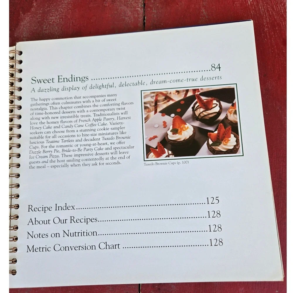 Pampered Chef Celebrate Cookbook soft cover spiral 2001